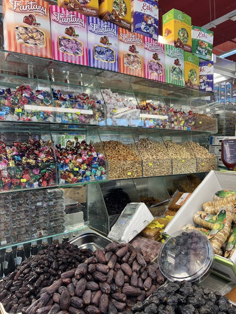 Taibah Dates Market