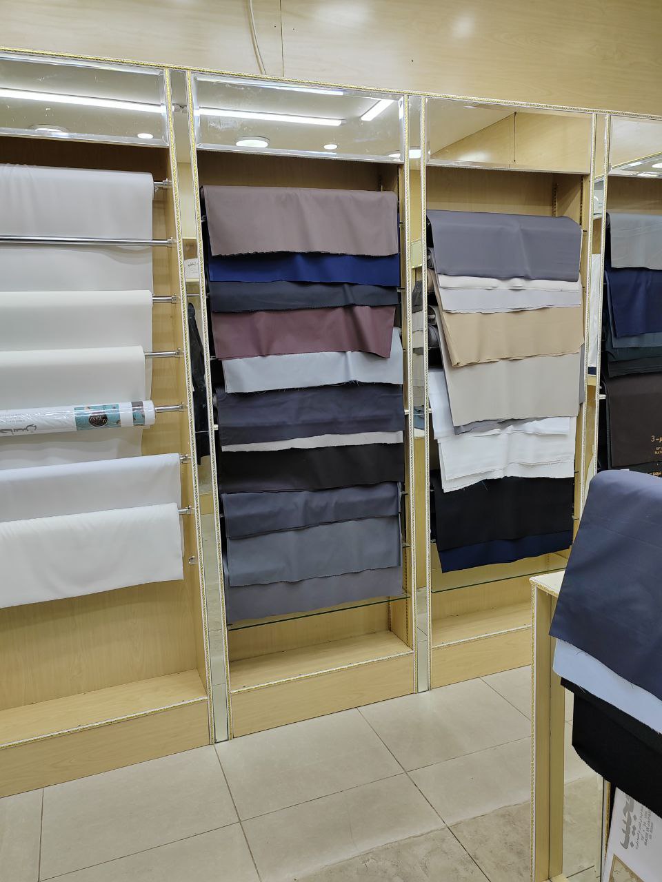 Anamil Al Raqi — Couturier